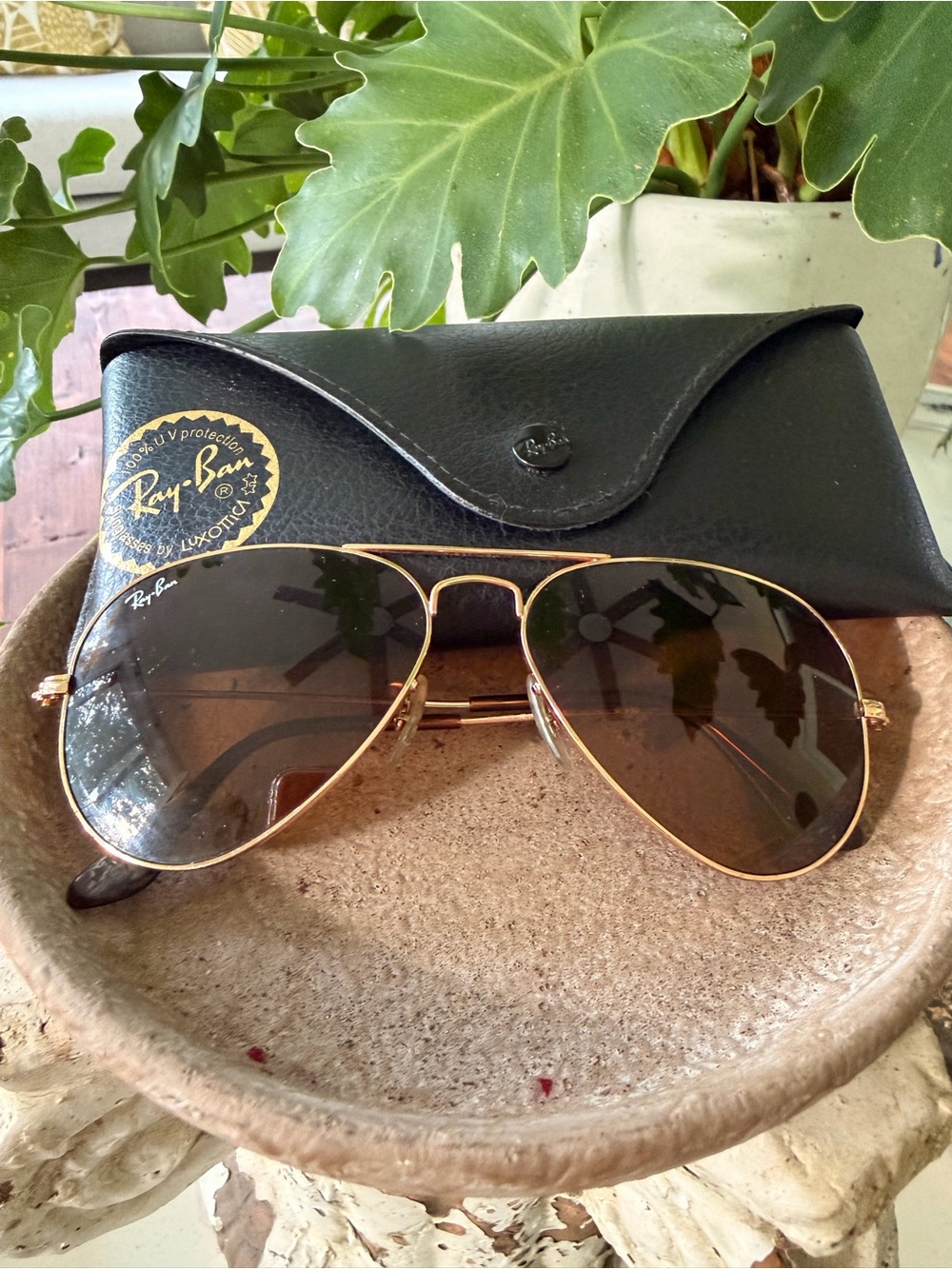 Ray-Ban Aviator unisex Sunglasses — Gold Frame, Brown Lenses - Picture 2 of 6